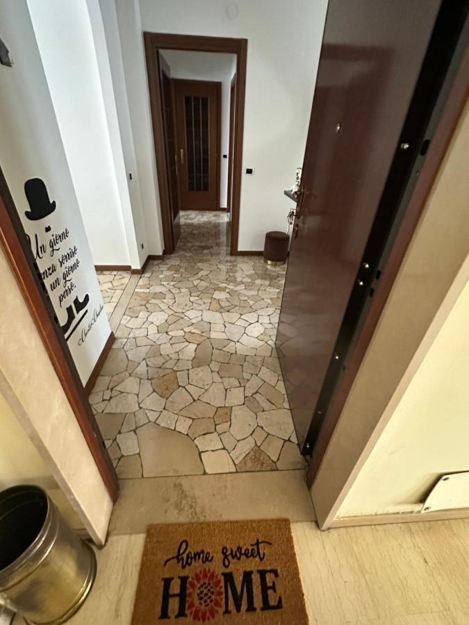 Orchidea Apartment Lecco Luaran gambar